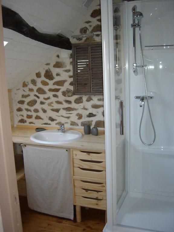 Gites Au Clos Du Lit Saint-Aaron Zimmer foto