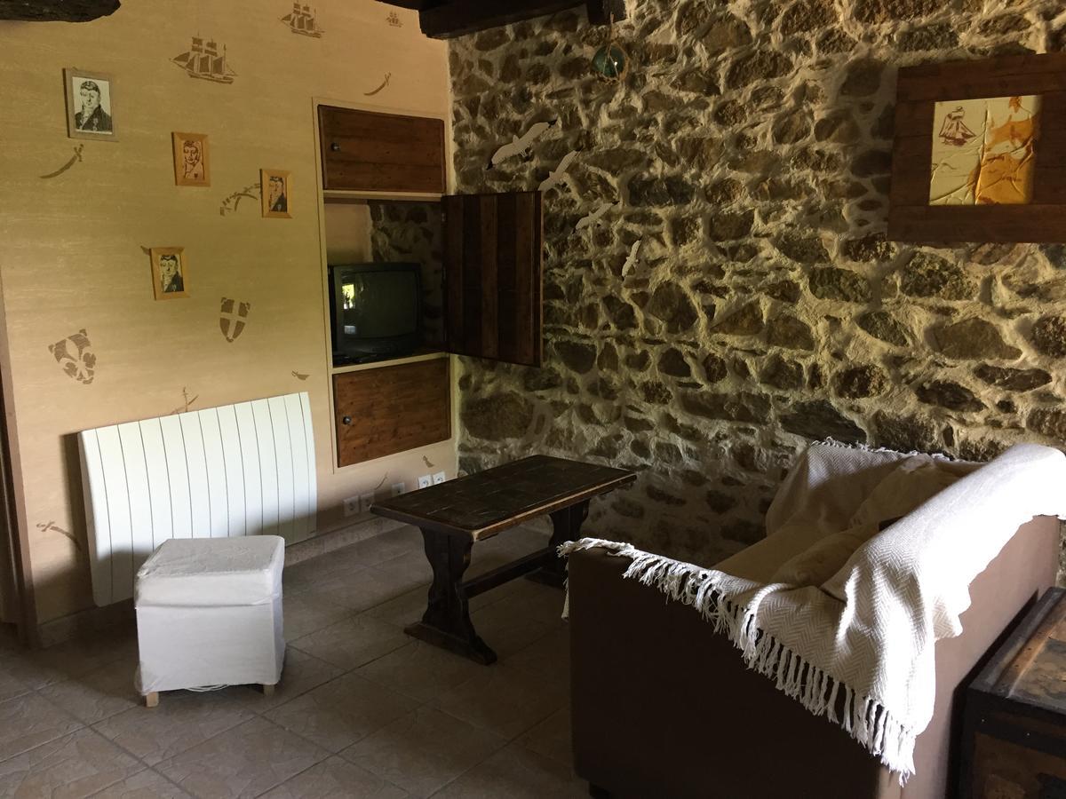 Gites Au Clos Du Lit Saint-Aaron Exterior foto